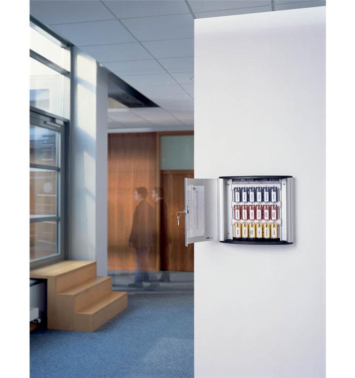 Durable Omarica za ključe - 18 obeskov (1951)