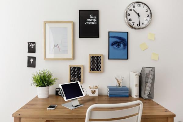 Durable Stojalo za tablico TABLE