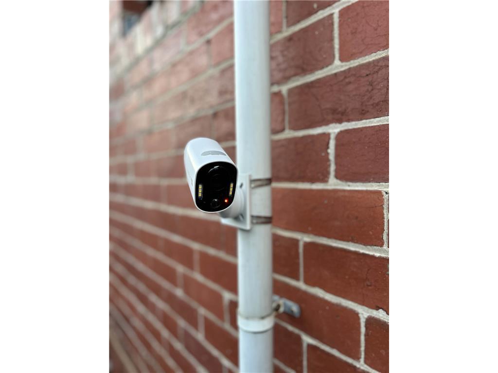 Swann Univerzalni nosač za stup za nadzorne ka